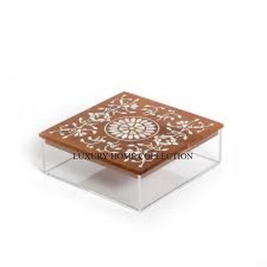 Caja de dulces con base acrílica metálica de diseño premium hecha a mano para un elegante almacenamiento festivo de dulces, regalos de boda de lujo de alta calidad - Product Image 3