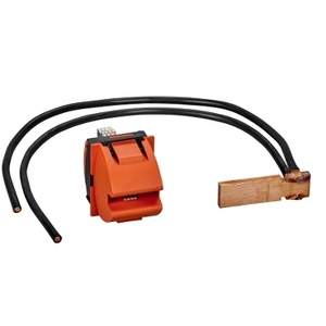 Per prodotto interruttore automatico SCHNEIDER ELECTRIC LVS02033 4TH POLE UPSTREAM CLAMP+CONNECT - Product Image 1