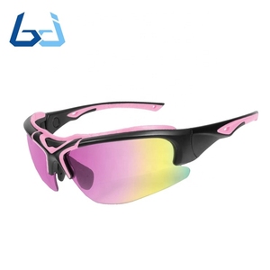 Gafas Deportivas Borjye J111 de Alta Calidad con Lentes Verdes Antivaho y Banda para la Cabeza Intercambiable - Product Image 6