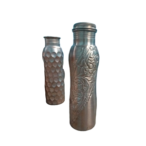 Bouteille en métal martelé en cuivre antique personnalisée en gros Boissons unisexes avec taille et forme les plus vendues - Product Image 5