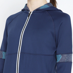 Chándales sólidos informales con capucha para mujer de nuevo diseño, ropa de calle personalizable a prueba de viento ecológica de alta calidad, ropa deportiva para gimnasio - Product Image 5