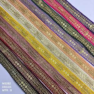 Sur mesure pour les robes de mariée à la couture nos lacets brodés ajoutent des détails de luxe à chaque création et aussi à des fins de revente - Product Image 5