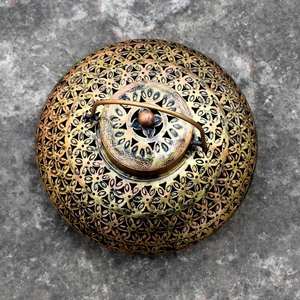 Linterna marroquí Dhuni (Deghchi) Gold Antique Laser Cut para decoraciones navideñas - Product Image 3