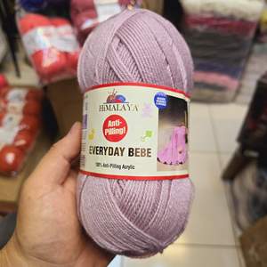Himalaya Everyday Baby 70142-Dusty Rose 100% Fil Acrylique - Product Image 1