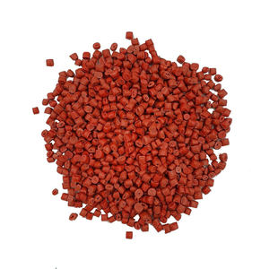 Prix attractif, qualité exceptionnelle, granulés de plastique rouge HDPE recyclé, propres et lavés, de qualité injection. - Product Image 1