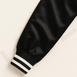 เสื้อแจ็กเก็ตผ้าซาตินปักลายได้ตามต้องการเสื้อผ้าแนวสตรีท - Product Image 4