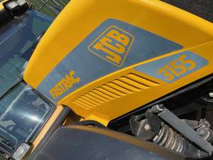 รถแทรกเตอร์ฟาร์ม JCBB Fastrac 3155 (R624) ขับเคลื่อน 4 ล้อ พร้อมเครื่องยนต์ FPT ระบบเกียร์แบบเฟือง  ชิ้นส่วนหลัก แบริ่ง ปั๊ม กล่องเกียร์ 160 แรงม้า - Product Image 2