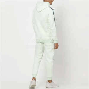 Último diseño de algodón y poliéster hecho para hombres, chándales a prueba de viento, chándales al por mayor para hombres - Product Image 3