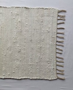 Alfombra lavable antideslizante Rectangular de algodón tejida hecha a mano Floral Flatweave Durry para decoración de sala de estar hecha en India - Product Image 1