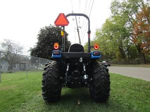 รถแทรกเตอร์ LS MT242HE ขับเคลื่อน 4 ล้อ ราคาประหยัด - Product Image 3