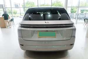 SUV intelligent d'occasion de haute qualité, double moteur, transmission intégrale, système à autonomie étendue, 0-100 km/h en 5,3s, puissance 200-250 kW, couple 300-400 Nm, jantes R20 - Product Image 6