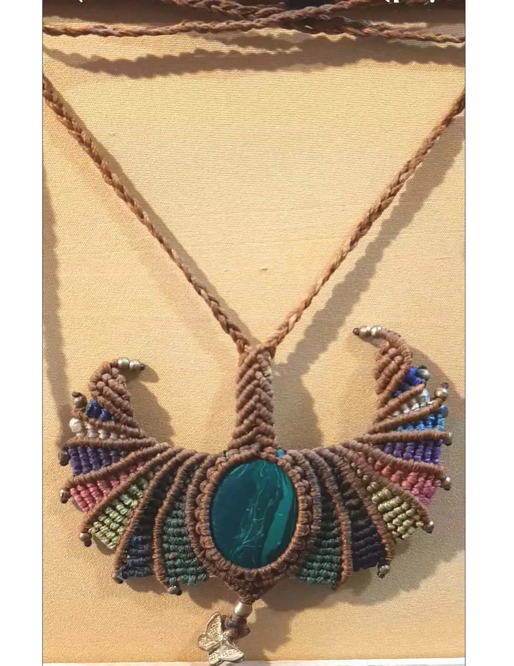 Collier de pierre de Malachite de mode de luxe beau collier de forme volante d'oiseau de macramé de fil multicolore de bohème pour l'anniversaire