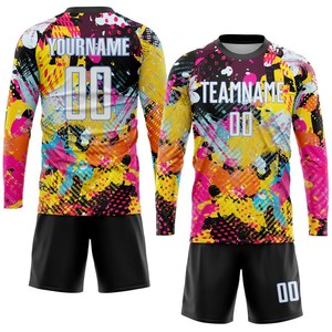 Tenues de football personnalisées pour hommes, ensemble complet, maillot de football vert, design par sublimation, 100% polyester, séchage rapide, respirant, léger, équipe - Product Image 4