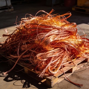 เศษลวดทองแดงเปลือย 99.9 เปอร์เซ็นต์ สะอาด เงางาม เหมาะสำหรับการกลั่น ขึ้นรูป และหลอม - Product Image 2