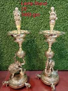 Traditional Style <b>Brass</b> Diya <b>Oil</b> <b>Lamp</b> - Product Image 5