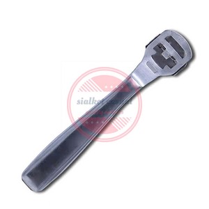 Coupeur de maïs pour callosités de la peau morte Poignée en métal Coupeur de maïs pour callosités en acier inoxydable - Product Image 3