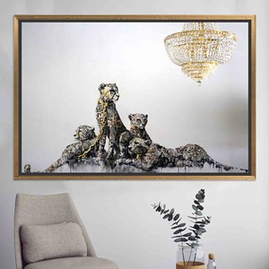 Obra de arte moderna en lienzo con estampado abstracto de leopardo - Decoración elegante, lienzo con marco dorado - Product Image 1