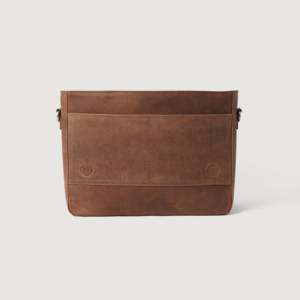 Bolso Mensajero de Cuero Marrón Vintage para Hombre - Product Image 4