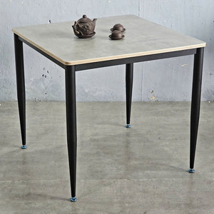 Mesa de Comedor Cuadrada de 80 cm con Patas de Hierro Cónicas, Construcción Estable Hecha de Madera Contrachapada BA68161 - Product Image 2
