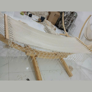 Hamaca Decorativa de Macramé JNC Hecha a Mano Estilo Boho para Relajación en el Hogar - Product Image 4