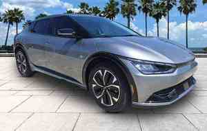 Used 2024 EV6 Wind RWD Left Hand <b>Drive</b> Leather Seats Rear Camera Excellent Condition Ready To <b>Drive</b> - Product Image 4