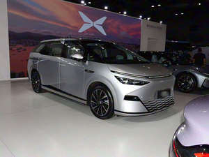 MPV électrique pur d'occasion 2025, 5 portes, configuration 7 places, transmission automatique, spacieux, de taille moyenne à grande, autonomie >700 km, batterie 90-110 kWh - Product Image 3