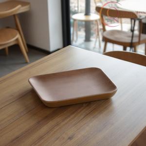 ถาดเสิร์ฟไม้คลาสสิก ดีไซน์เหนือกาลเวลา ขั้นต่ำ 100 ชิ้น ปรับแต่งสีและโลโก้ได้ ทนทานสำหรับใช้ในบ้าน โรงแรม ร้านอาหาร - Product Image 3