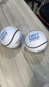 Balles de hurling Super Strong & Long Lasting Grip Équipement d'entraînement durable toute l'année pour les 10-12 ans pour les nouveaux utilisateurs - Product Image 5