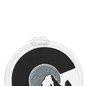 Insignes faits à la main en tissu personnalisé avec logo brodé Écussons brodés en tissu personnalisé Insignes de broderie à coudre - Product Image 3