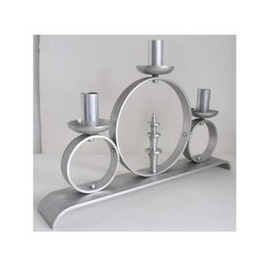 Ensemble de piliers en métal rustique et de bougeoirs à bougie votive, parfait pour la décoration de table, de sol, de patio, de jardin, de salon - Product Image 4