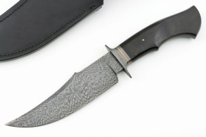 Custom Handmade San Mai Damascus Steel <b>Feather</b> Pattern Blade <b>Black</b> Wood Handle Hunting Bowie Knife Camping Knife Outdoor Knives - Product Image 4