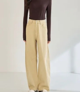 Pantalones vaqueros de pierna ancha personalizados para mujer, pantalones vaqueros favorecedores, Colección Otoño 2025 - Product Image 2