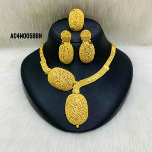 สร้อยคอผู้หญิง ชุดสร้อยคอดีไซเนอร์ ชุบทอง ออกแบบออนไลน์ เครื่องประดับแฟชั่น ทุกแบบ - Product Image 1