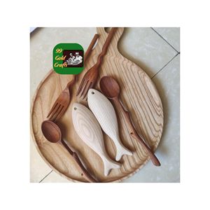 Décoration murale artisanale en bois multicolore en forme de poisson pour la décoration intérieure sur le thème de la plage et artisanat décoratif écologique fait à la main - Product Image 3