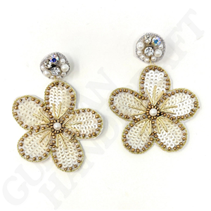 Pendientes de cuentas XOXO, joyería colgante hecha a mano para el Día de San Valentín con abalorios inspirados en el amor para mujeres y joyería inspirada en el amor - Product Image 3