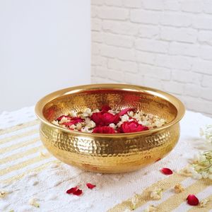 Belle pièce maîtresse de bol en métal Urli pour décoration de table donnant une touche ethnique élégante au salon - Product Image 2