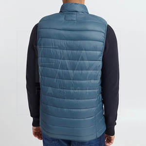 Hecho en Pakistán Fábrica Invierno Nueva llegada Sin mangas Puffer Hombres Chaleco con logotipo personalizado Impreso Puffer Chaleco - Product Image 2
