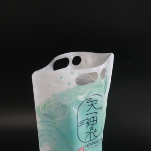 Pochettes à vin de qualité alimentaire 1L, 1,5L, 3L avec distributeur à valve pour vodka, boissons énergisantes et cocktails (impression en héliogravure) - Product Image 3