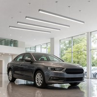 Luminaire linéaire LED suspendu en aluminium de 1200 mm pour hall d'exposition automobile, 6000K, éclairage d'affichage dimmable