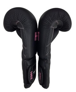 ถุงมือชกมวยสีขาว6ออนซ์สำหรับเด็กและเยาวชนคิกบ็อกซิ่งมวยไทย MMA หนังสังเคราะห์ - Product Image 1