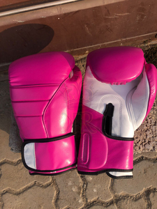 Gants de boxe de sac de sable professionnels pour hommes et femmes pour les arts martiaux Muay Thai Fighting pour Velcro Support de poignet Crochet et boucle - Product Image 4