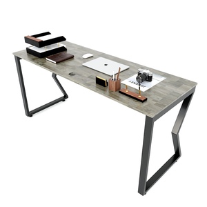 Escritorio de Oficina Moderno y Minimalista con Patas de Madera de Caucho Resistente y Hierro, 160x60cm - Product Image 1