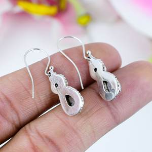 ต่างหูหยดน้ำมูนสโตนสีรุ้งในสไตล์วินเทจทำจากเงินสเตอร์ลิงเครื่องประดับอัญมณีทำด้วยมือสำหรับผู้หญิง - Product Image 3