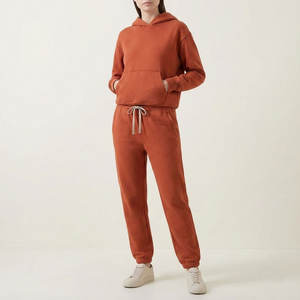 ชุดเซ็ทลำลองสองชิ้นผ้าเฟรนช์เทอร์รี่สำหรับผู้หญิง สไตล์ลำลองและออกกำลังกาย - Product Image 1