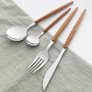 Luxury Stylish Plated Metal Flatware <b>Set</b> with Rose <b>Gold</b> Spoons Forks for Wedding and Party Dinnerware - Product Image 2