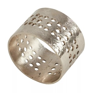 Fabriqué à la main sur mesure, design unique et intéressant, rond de serviette géométrique en aluminium doré pour l'utilisation de la table à manger - Product Image 5