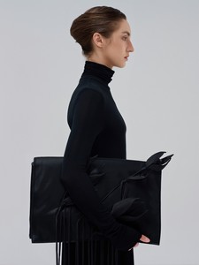 Vestidos Largos de Cuello Alto para Mujer, Vestido Meryl Kint, 95% de Acetato, 5% Spandex, Ropa de Mujer Whiteant, Fabricante de Vietnam - Product Image 5