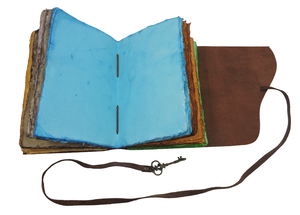 Bolso colorido Vintage Key Diario de cuero genuino con colorido hecho a mano Deckle Edge Paper Cuaderno encuadernado personalizable - Product Image 3