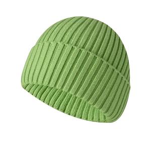 Bonnet d'hiver personnalisable de haute qualité pour hommes 100% laine tricotée Logo et propre couleur pour une utilisation à la plage - Product Image 3