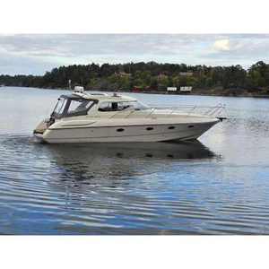 Yate Premium Windy 37 Grand Mistral HT con 2 Motores de 285 CV y 11.20 m de Eslora para Entusiastas del Agua - Product Image 1